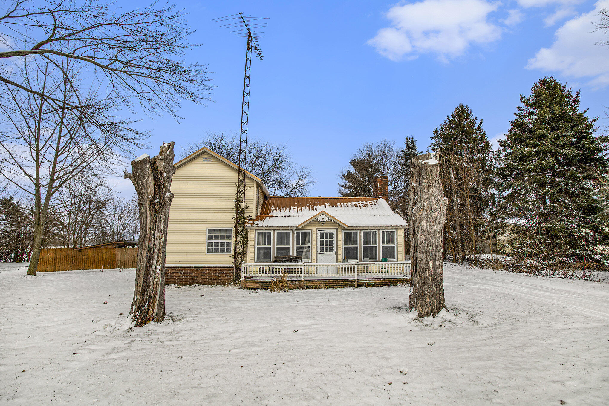 354 East Copeland Road Coldwater, MI 49036 - Photo 1 of 16 002_354_e_copeland_rd_coldwater_mi_49036
