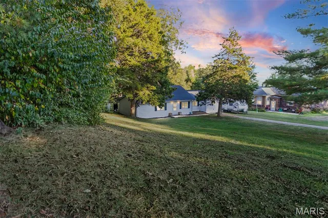 $130,000 | 305 Vineyard Street, Hardin, IL 62047