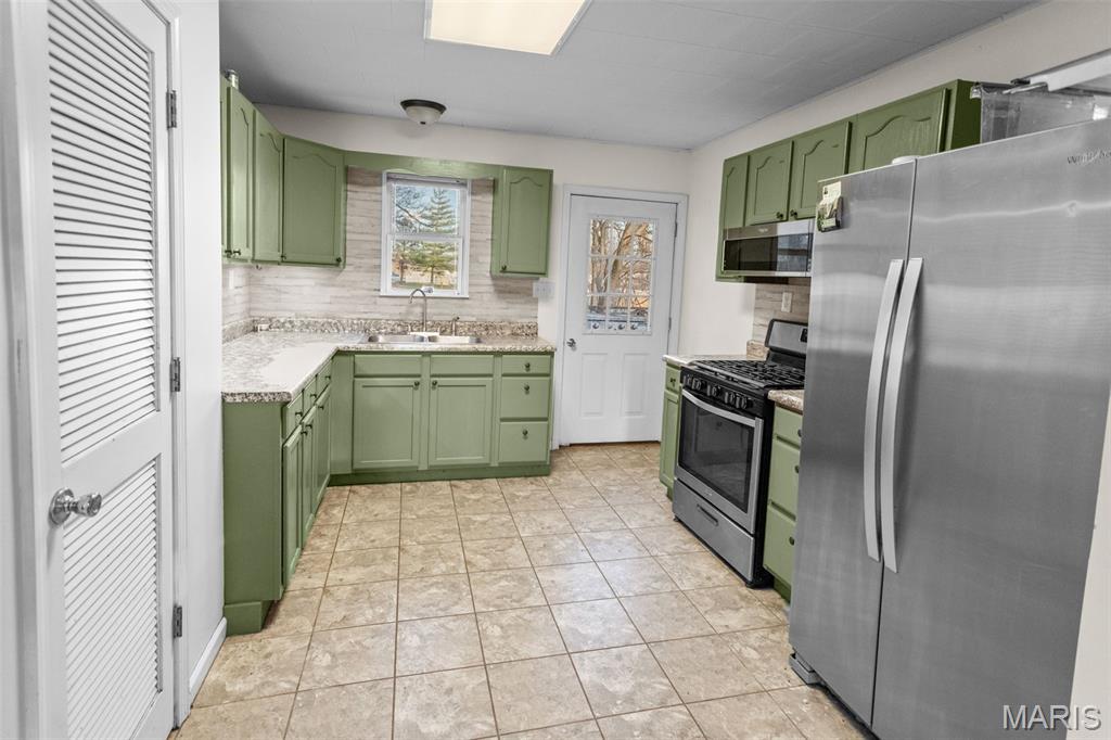 305 Vineyard Street Hardin, IL 62047 - Photo 11 of 79