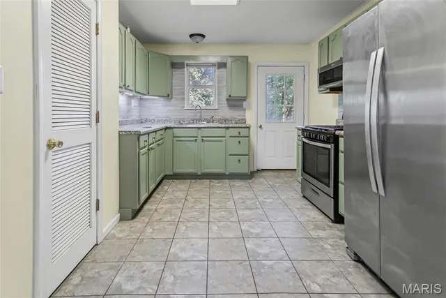 $130,000 | 305 Vineyard Street, Hardin, IL 62047