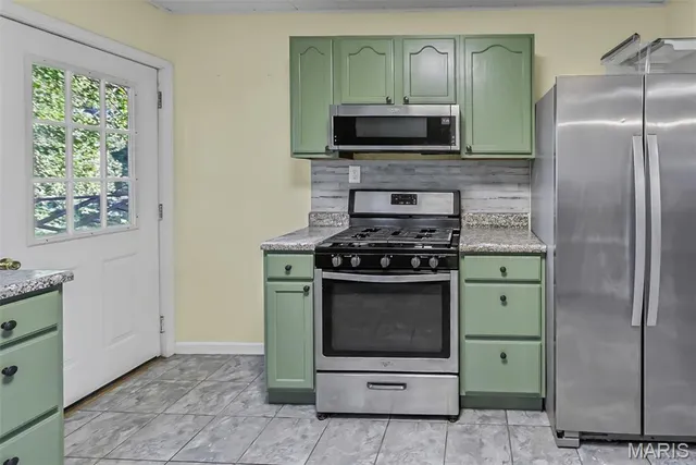 $130,000 | 305 Vineyard Street, Hardin, IL 62047