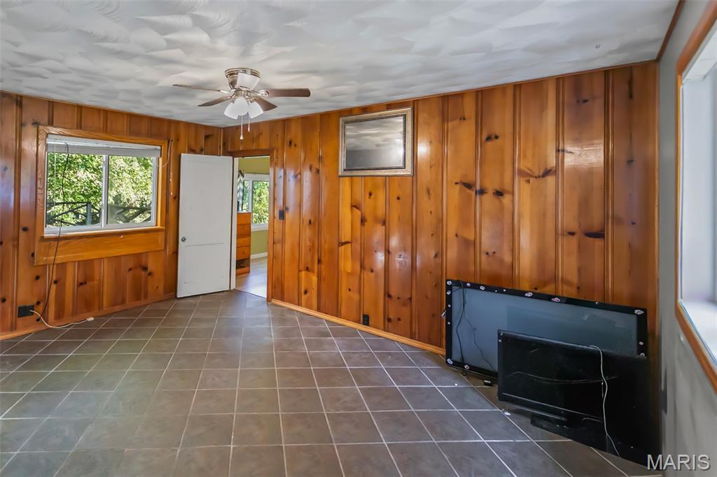 305 Vineyard Street Hardin, IL 62047 - Photo 26 of 71