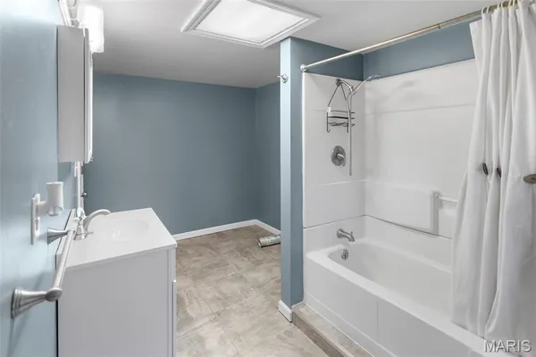 $120,000 | 305 Vineyard Street, Hardin, IL 62047