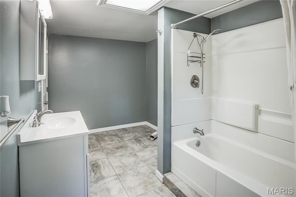 305 Vineyard Street Hardin, IL 62047 - Photo 37 of 71