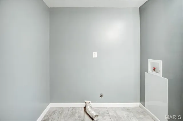 $130,000 | 305 Vineyard Street, Hardin, IL 62047