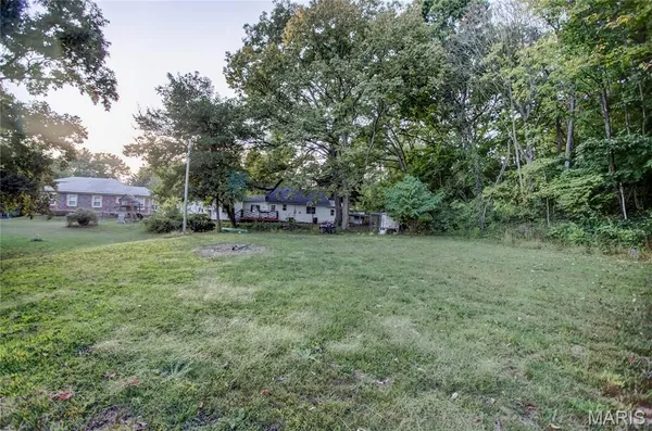 $120,000 | 305 Vineyard Street, Hardin, IL 62047