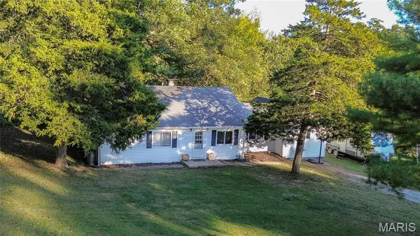 $120,000 | 305 Vineyard Street, Hardin, IL 62047