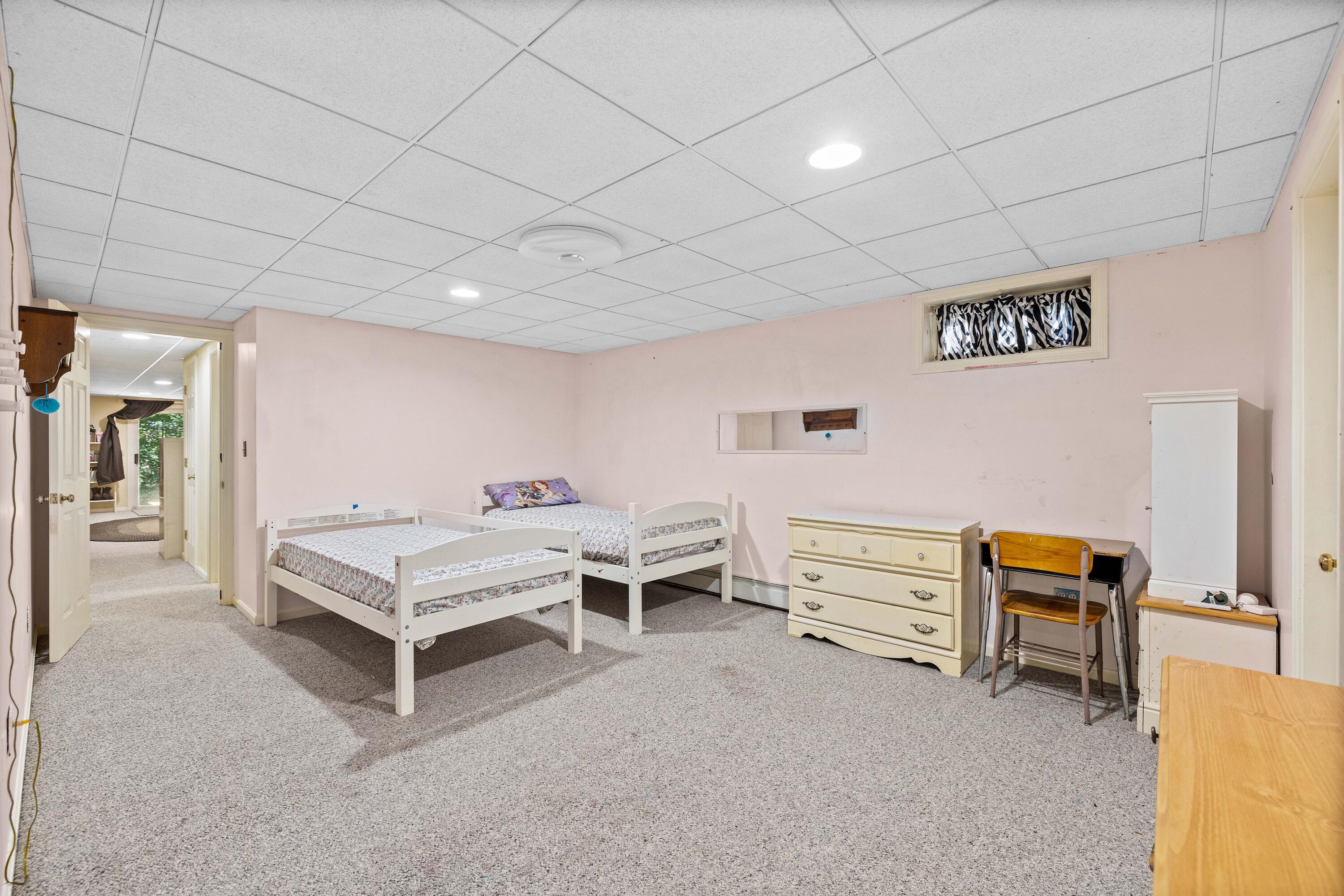 2 Walker Heights Kennebunk, ME 04043 - Photo 35 of 44 3G0A1012