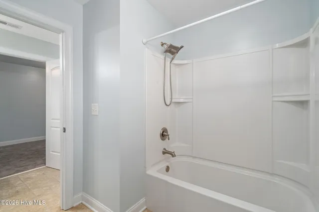 $522,000 | 109 Creek End Court, Swansboro, NC 28584