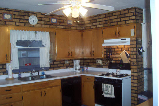 511 Fitch Road Rockford, IL 61109 - Photo 4 of 6 Gallery Image 4