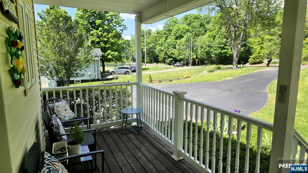 5656 Berkshire Valley Road Oak Ridge, NJ 07438 - Photo 3 of 35