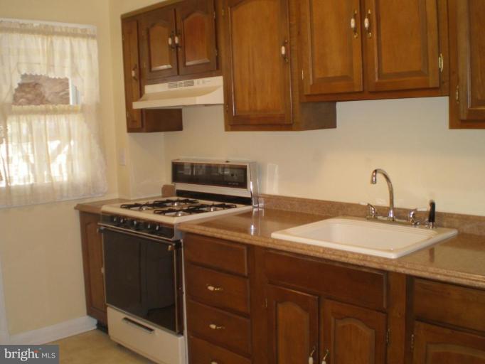 1947 Searles Road Dundalk, MD 21222 - Photo 13 of 16 Kitchen