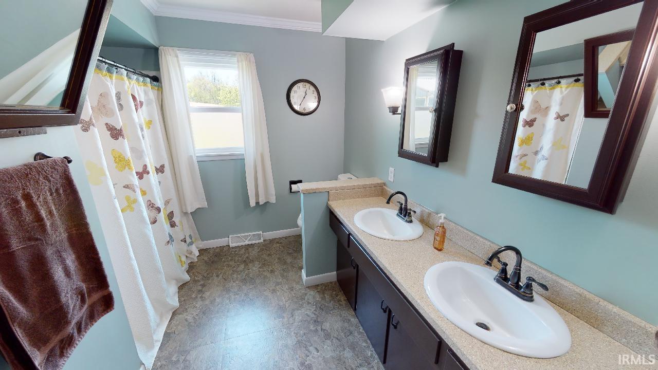 2383 West Division Road Jasper, IN 47546 - Photo 14 of 36 Gallery Image 14