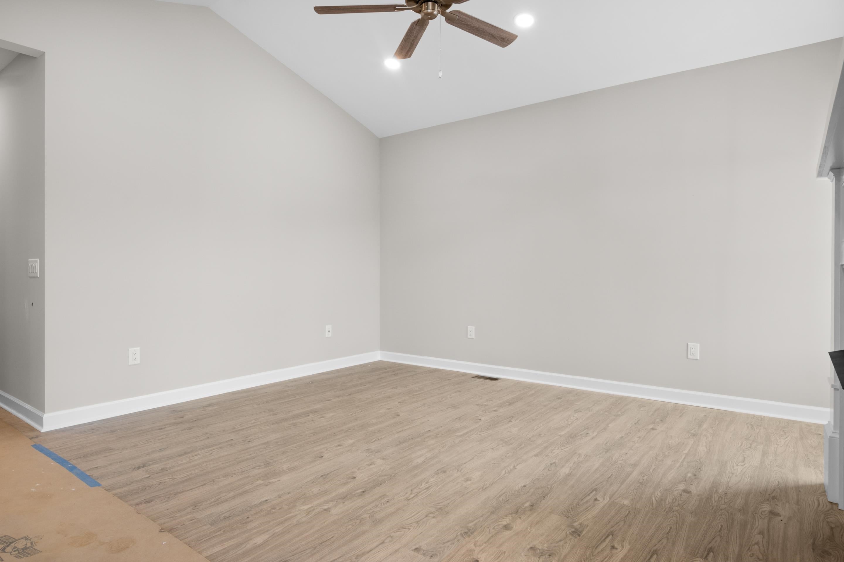 6079 Dudley Ferry Road Radford, VA 24141 - Photo 5 of 39 Gallery Image 5