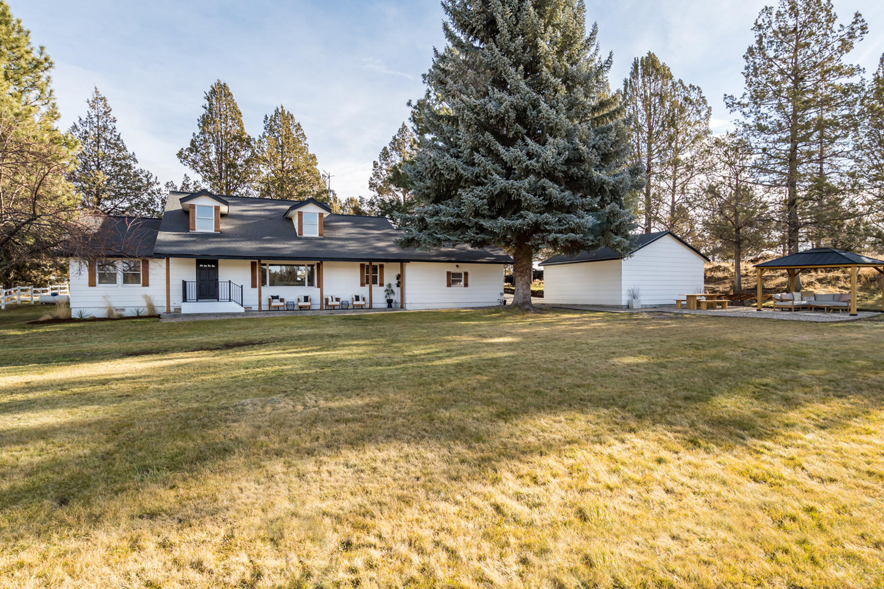 22135 Neff Road Bend, OR 97701 - Photo 39 of 42 JH5_2571