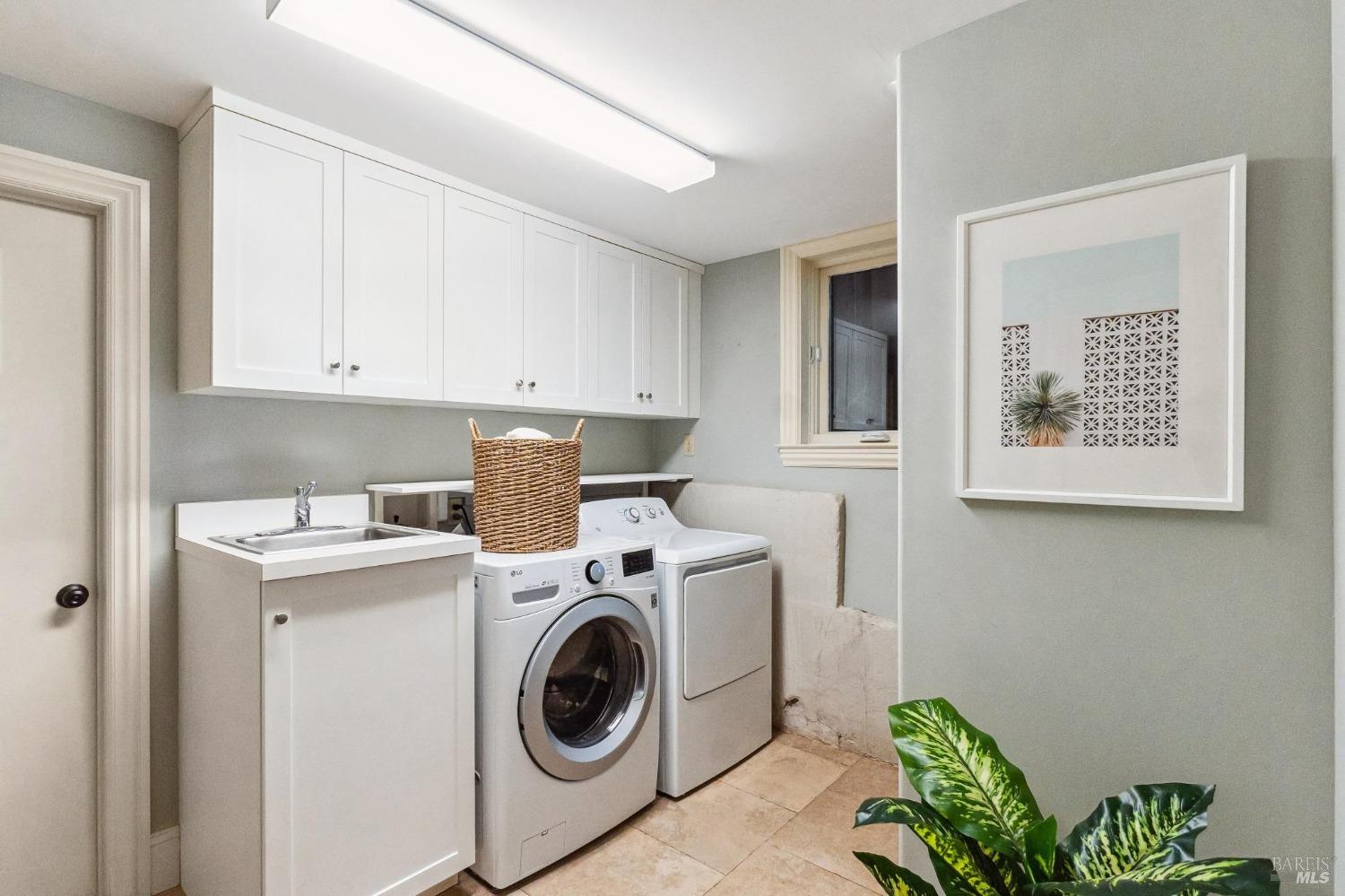 151 Edwards Avenue Sausalito, CA 94965 - Photo 27 of 33