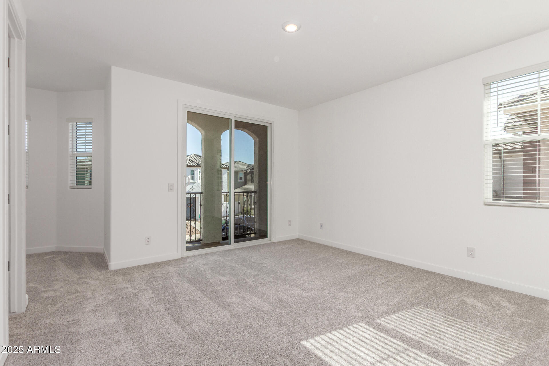 3312 South Lotus Mesa, AZ 85212 - Photo 13 of 39 25 Lotus