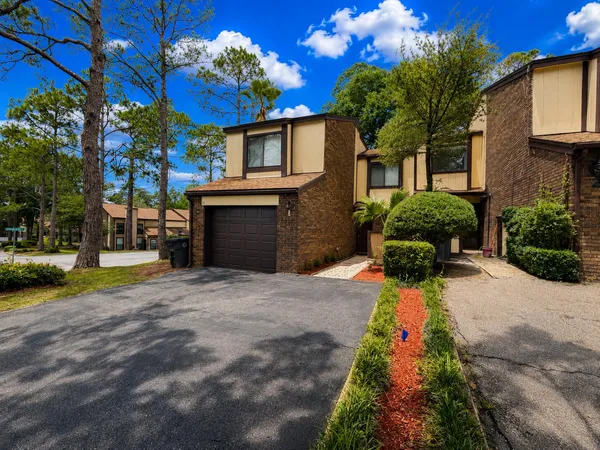 $309,900 | 1 Hidden Cove Circle, Unit 1, Valparaiso, FL 32580