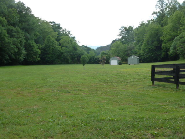 667 Rudd Hollow Road Townsend, TN 37882 - Photo 32 of 36 P1030438