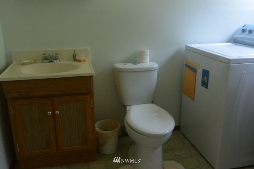 22120 7th Place West Bothell, WA 98021 - Photo 7 of 13
