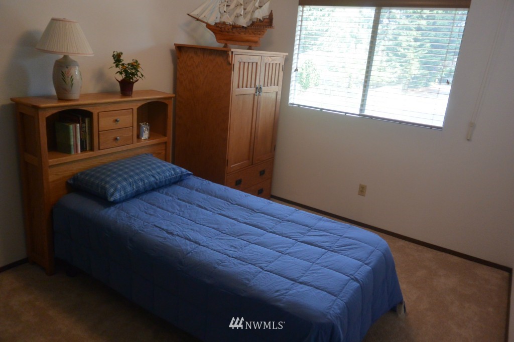 22120 7th Place West Bothell, WA 98021 - Photo 10 of 13