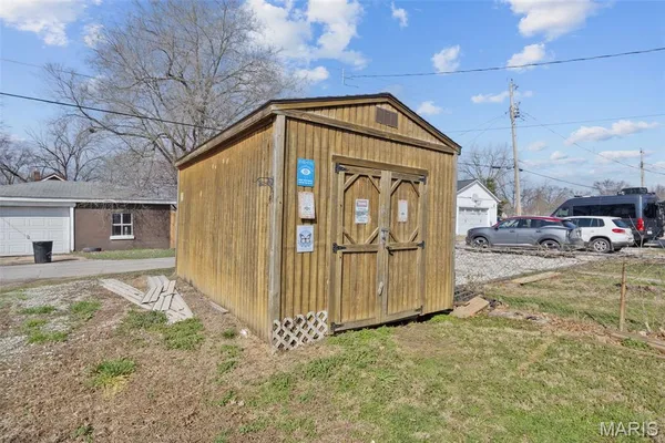 $230,000 | 407 Jefferson Avenue, Crystal City, MO 63019