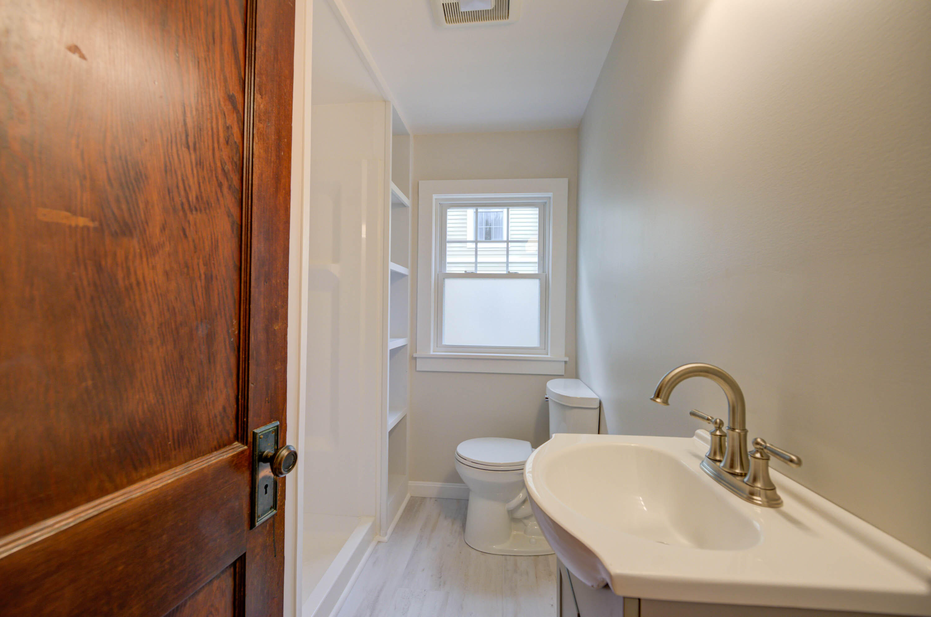 61 West Shore Road Sebago, ME 04029 - Photo 8 of 36 pic-10
