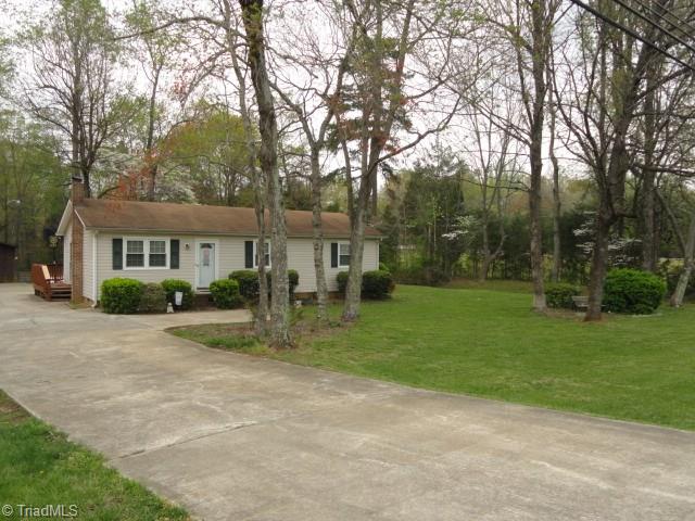 4955 Hoover Hill Road Trinity, NC 27370 - Photo 2 of 26