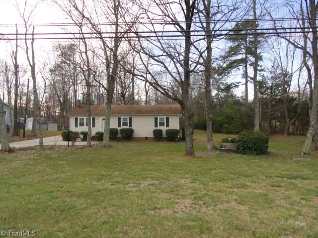 4955 Hoover Hill Road Trinity, NC 27370 - Photo 3 of 26
