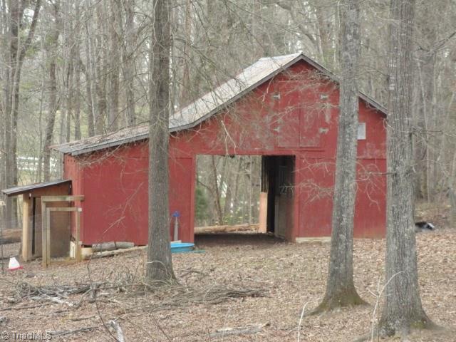 4955 Hoover Hill Road Trinity, NC 27370 - Photo 5 of 26