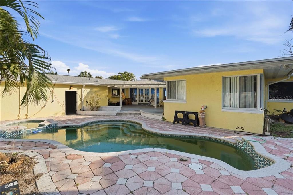 16007 Gulf Boulevard Redington Beach, FL 33708 - Photo 53 of 72