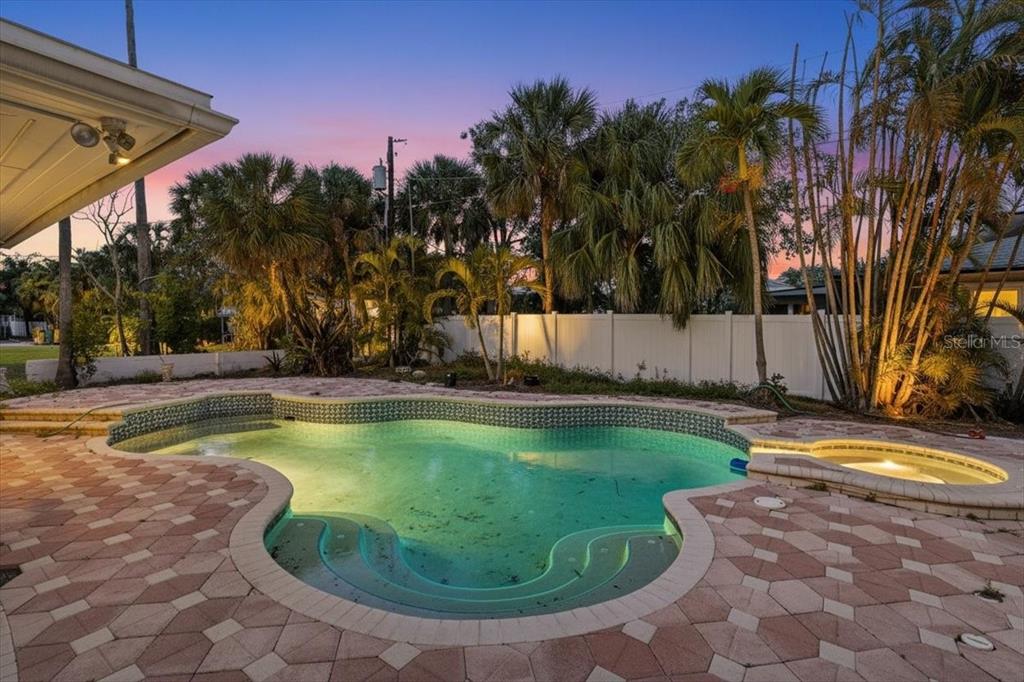 16007 Gulf Boulevard Redington Beach, FL 33708 - Photo 64 of 72