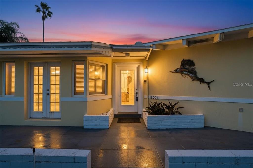 16007 Gulf Boulevard Redington Beach, FL 33708 - Photo 8 of 72