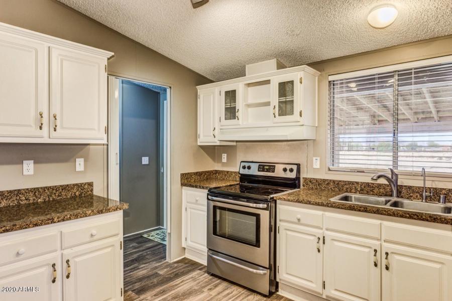 20818 West Teepee Road Buckeye, AZ 85326 - Photo 11 of 34 20180507005444868617000000-o