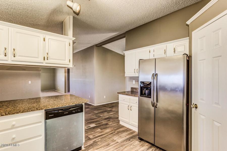 20818 West Teepee Road Buckeye, AZ 85326 - Photo 12 of 34 20180507005446160791000000-o