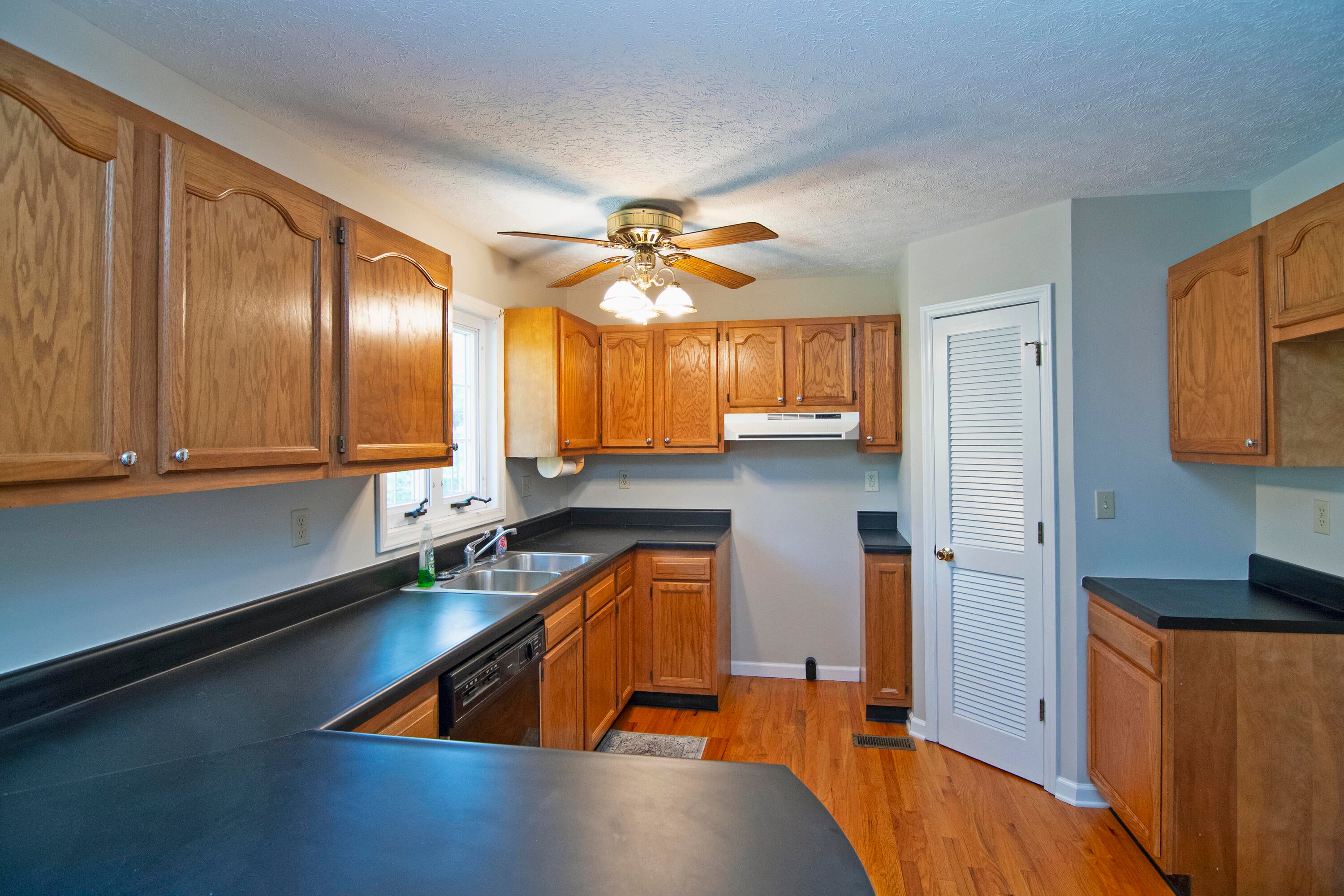 169 Crowfield Cir Road Lewisburg, WV 24901 - Photo 13 of 56 Gallery Image 13