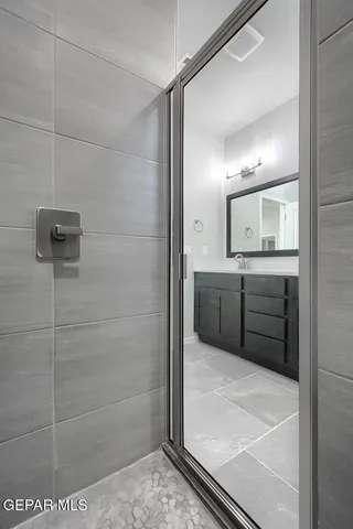 a close view of sink and tap