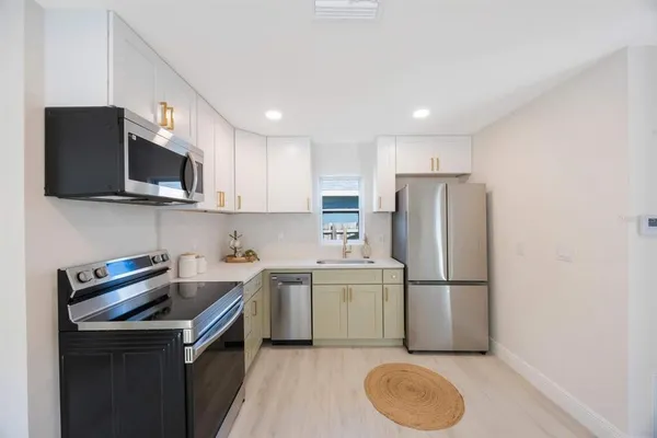 $450,000 | 1160 36th Avenue North, St. Petersburg, FL 33704