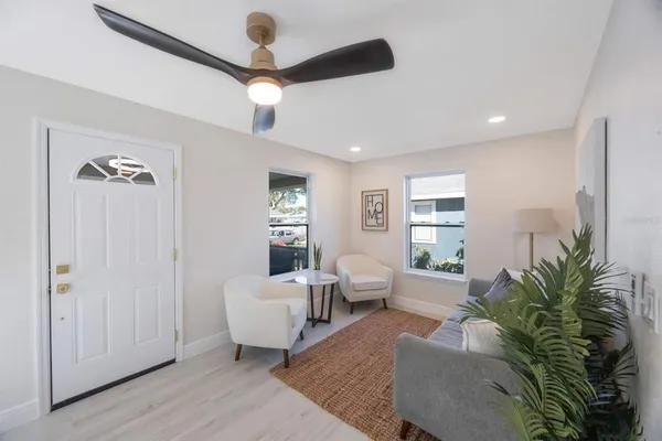 $450,000 | 1160 36th Avenue North, St. Petersburg, FL 33704