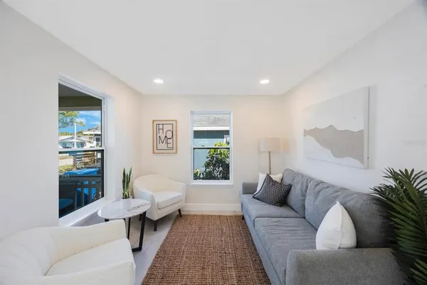 $450,000 | 1160 36th Avenue North, St. Petersburg, FL 33704