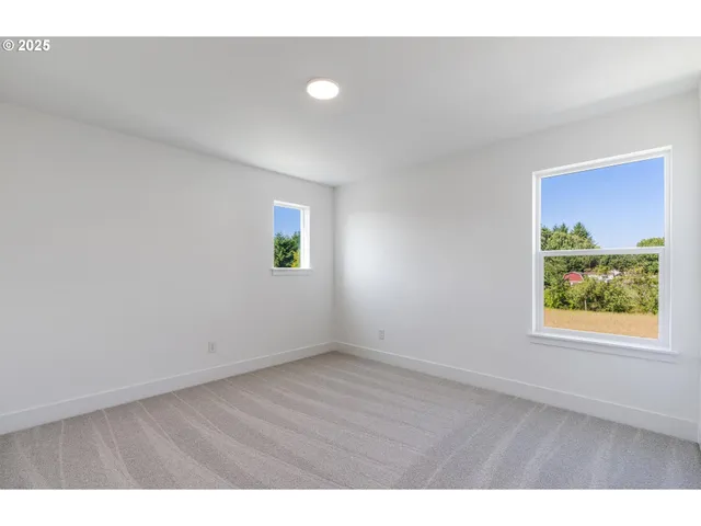 $799,990 | 8702 South 3rd Street, Ridgefield, WA 98642