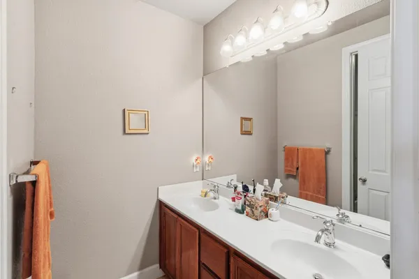 $650,000 | 3013 Da Vinci Court, Modesto, CA 95355