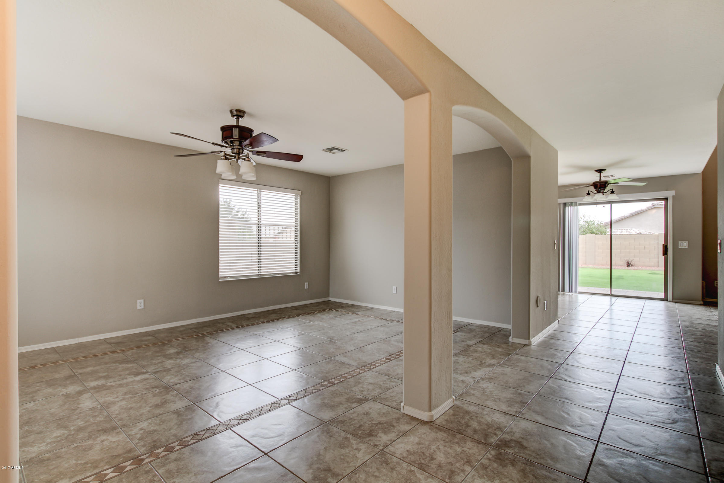 2340 West Carson Road Phoenix, AZ 85041 - Photo 7 of 49 2340 W Carson Rd-7