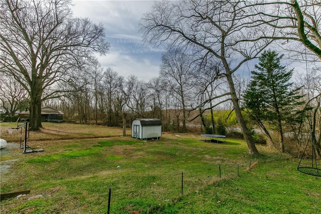 221 Graham Road Graham, NC 27253 - Photo 20 of 24 Gallery Image 20