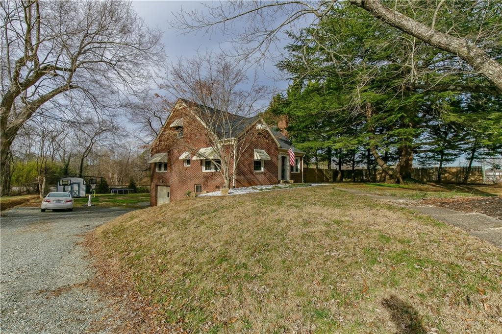 221 Graham Road Graham, NC 27253 - Photo 23 of 24 Gallery Image 23