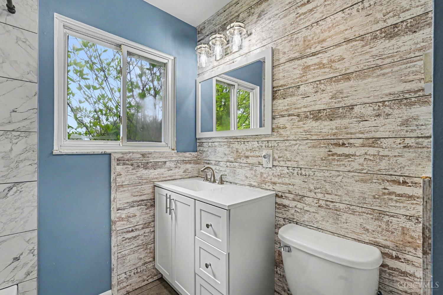 5884 Troy Road Springfield, OH 45502 - Photo 19 of 26