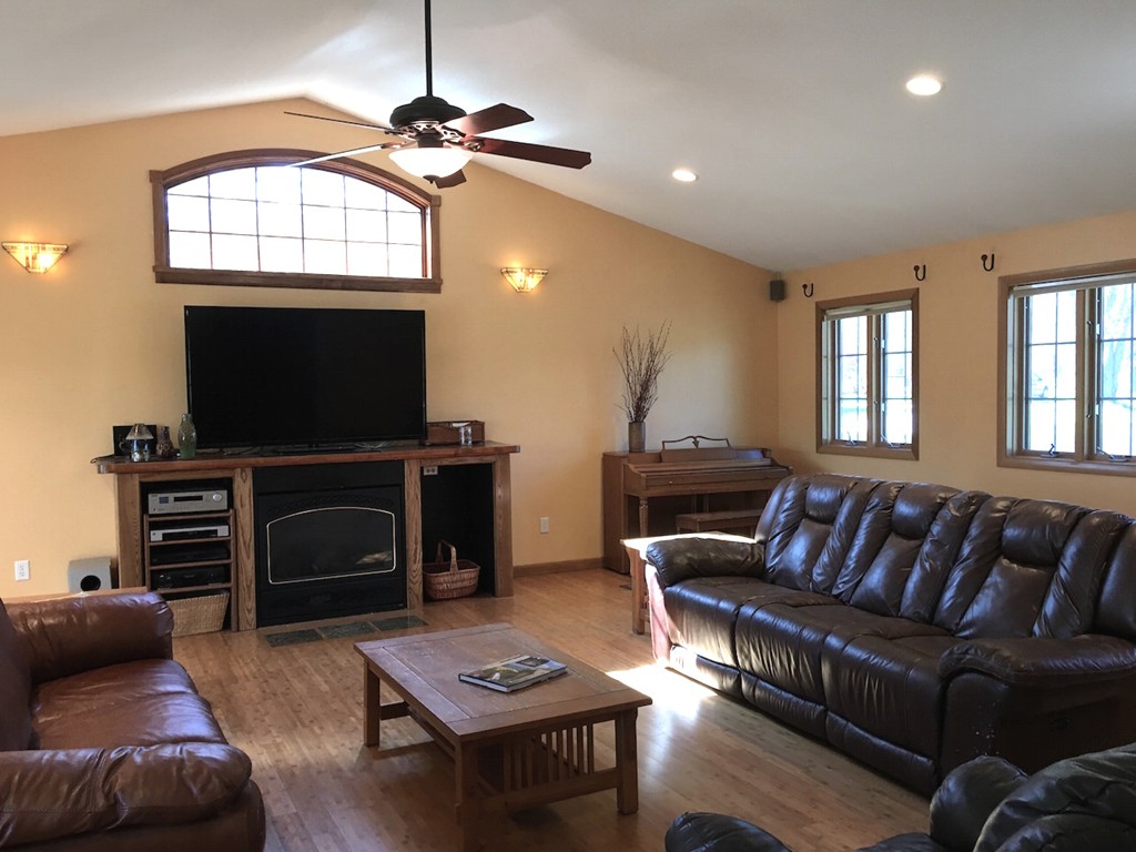 43 Fred Jackson Road Southwick, MA 01077 - Photo 8 of 29 Gallery Image 8
