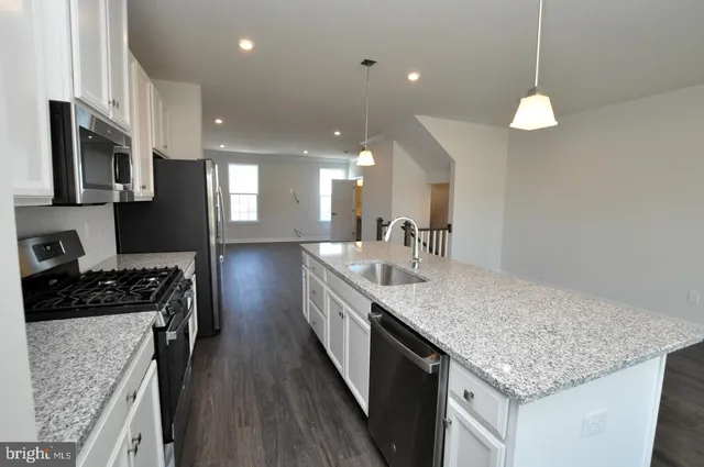 $2,995 | 179 Nathan Drive, Cinnaminson, NJ 08077