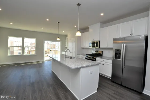 $2,995 | 179 Nathan Drive, Cinnaminson, NJ 08077