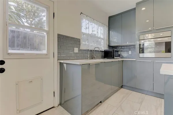 $1,030,000 | 10535 Nassau Avenue, Sunland, CA 91040